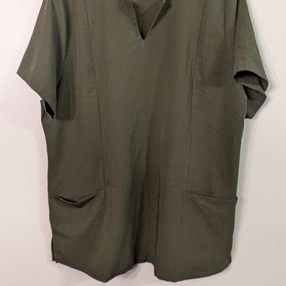 Mandala Scrub Top 2XL - Picture 3 of 4